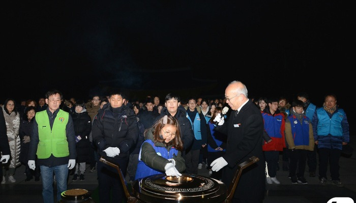 국립대전현충원, 제2회 국민과 함께하는'0시 참배'