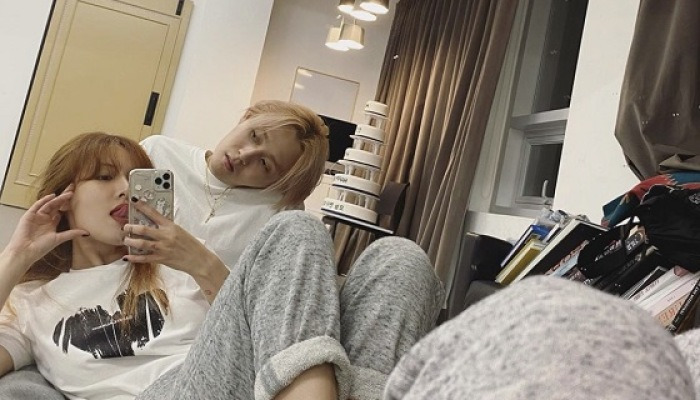 현아&hearts;던 "애정전선 이상 무" 근황 공개