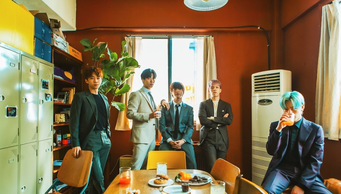 So, 通 (소통)의 아이콘,
엔플라잉의 <옥희의 인터뷰>