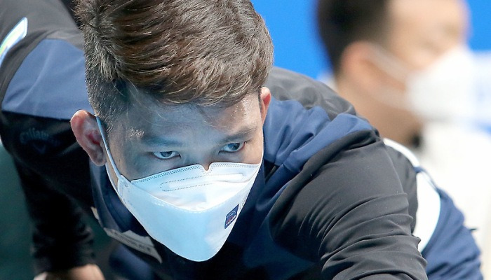 응고딘나이 '신중하게 공 조준'