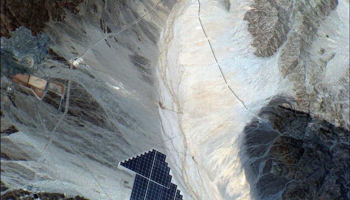 우주에서 보는 세계의 태양광 발전소