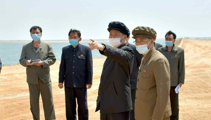 북한 김덕훈 내각총리, 황해남도 간석지 시찰