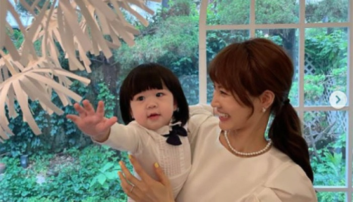 양미라 아들, 볼록 D라인 자태 귀염 폭발..'사업가&hearts;' 남편과 붕어빵