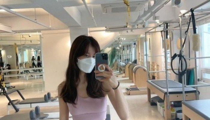 "탄탄한 복근" 김성은, 필라테스로 자기관리