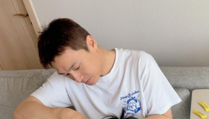 오상진, 딸 세갈래 머리 직접 묶는 아빠..&hearts;김소영 "헤어살롱 원장님"