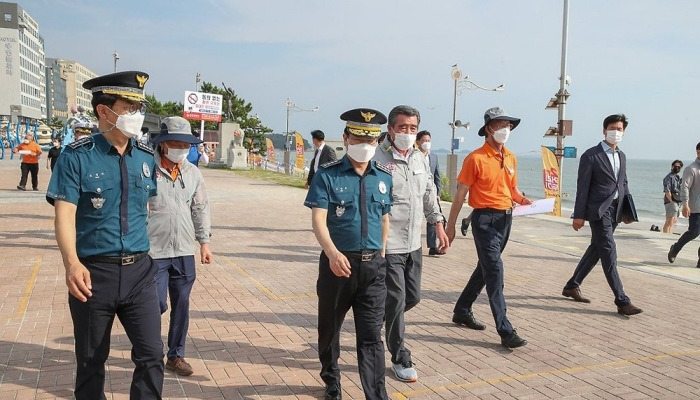 대천해수욕장 방역 점검하는 김창룡 경찰청장